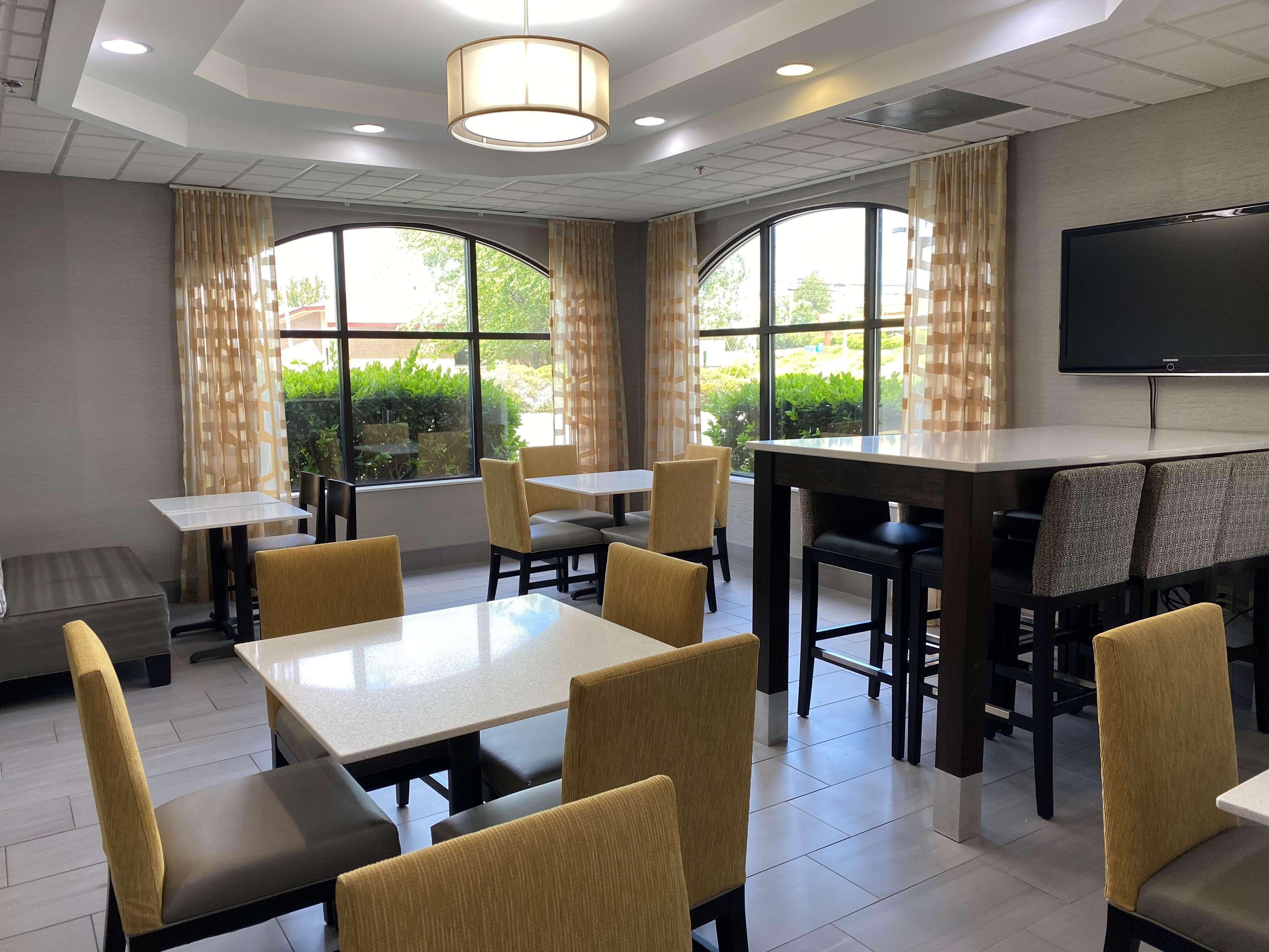 Best Western Executive Inn & Suites Columbia Buitenkant foto